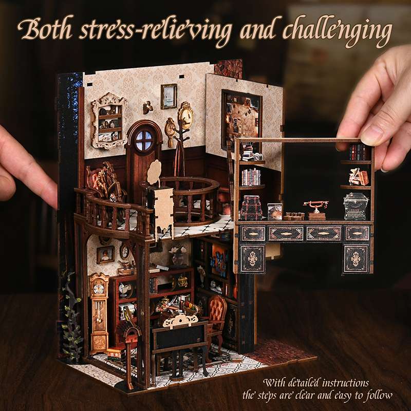 The Secret Case Files Detective Book Nook Kit